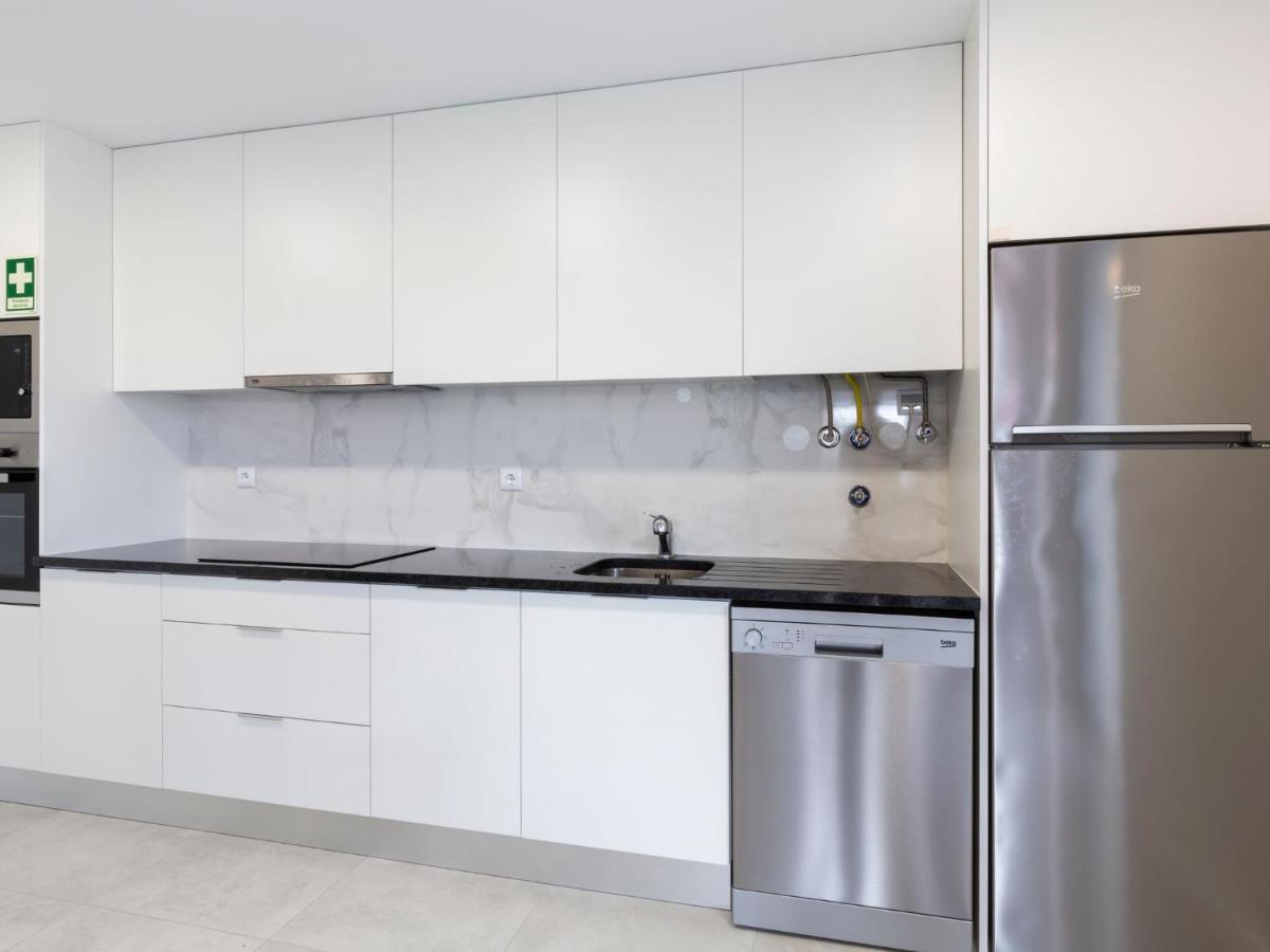 Beautiful Apartment In S O Martinho Do Porto With Balcony São Martinho do Porto Extérieur photo